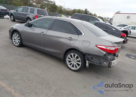 2015 Toyota Camry Xse z USA, uszkodzony, nr VIN 4T1BF1FK4FU481213